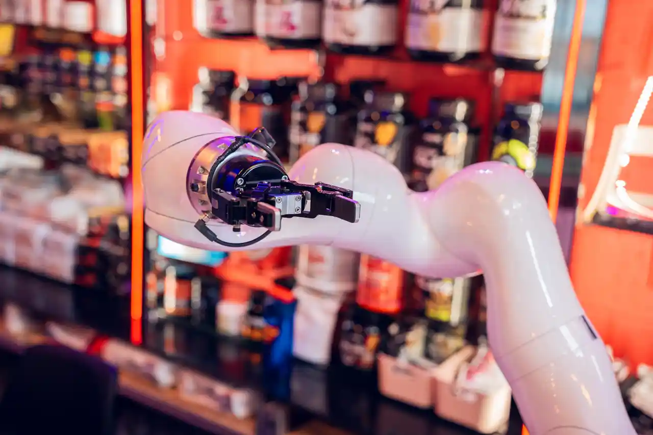 Bras robotique shaker de protéine — Elite Fitness Concept